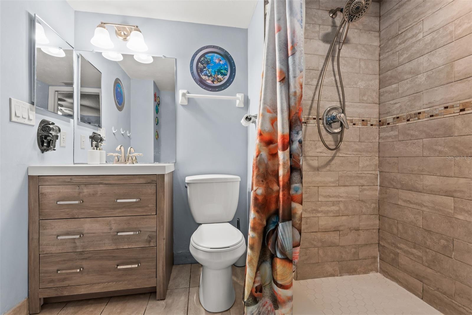 ASHLEY CONDO - Residential