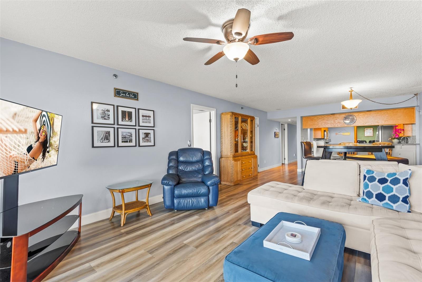 ASHLEY CONDO - Residential