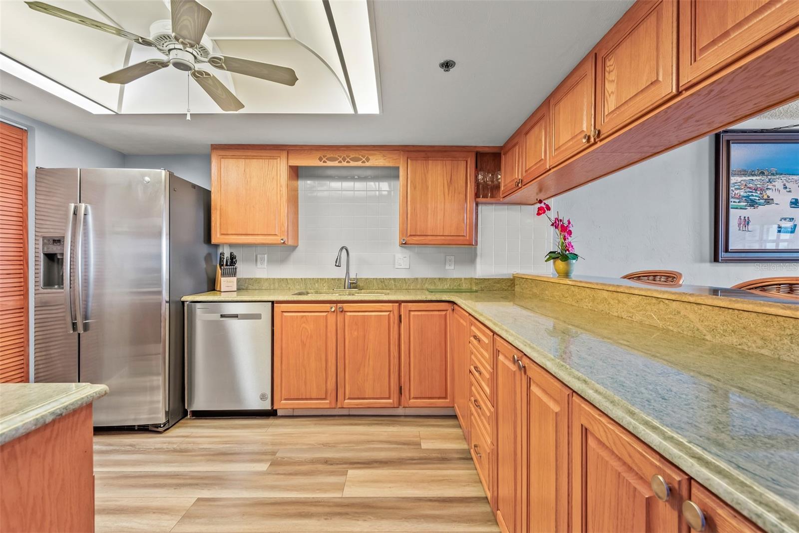 ASHLEY CONDO - Residential