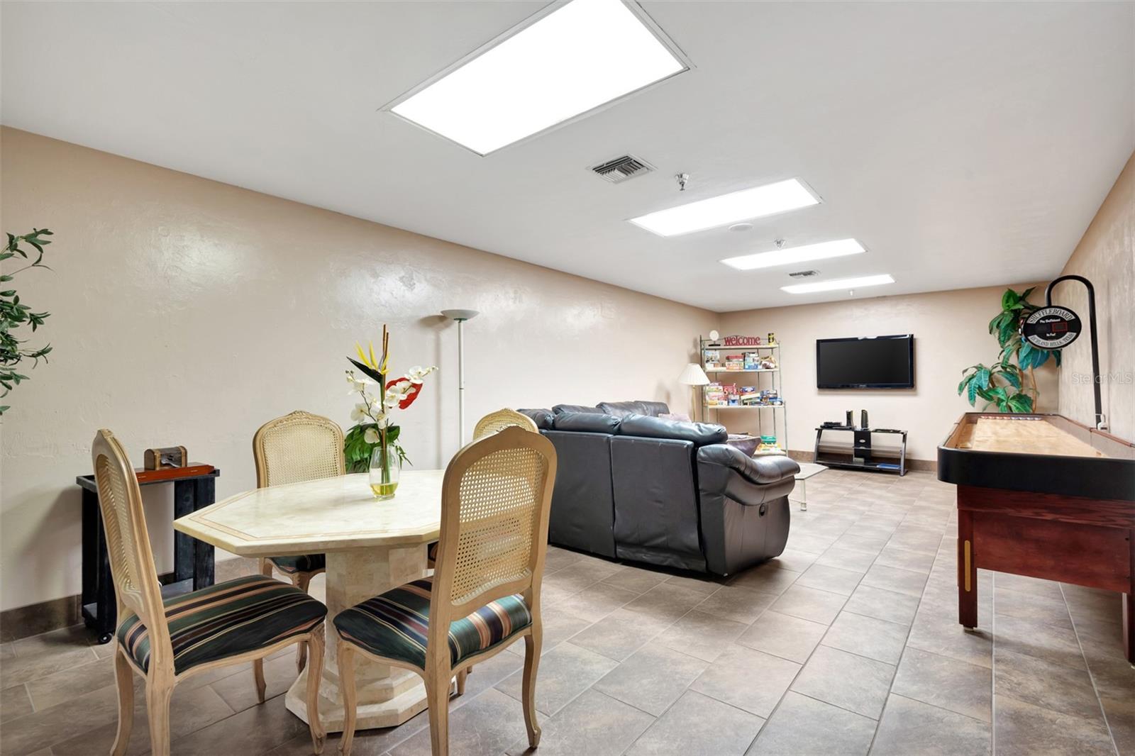 ASHLEY CONDO - Residential