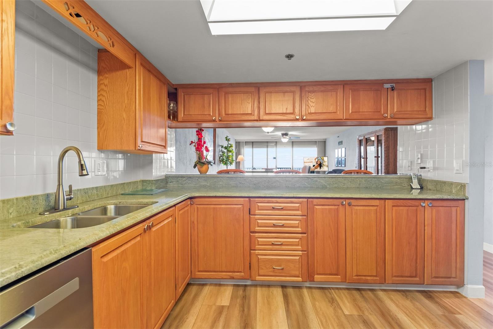 ASHLEY CONDO - Residential