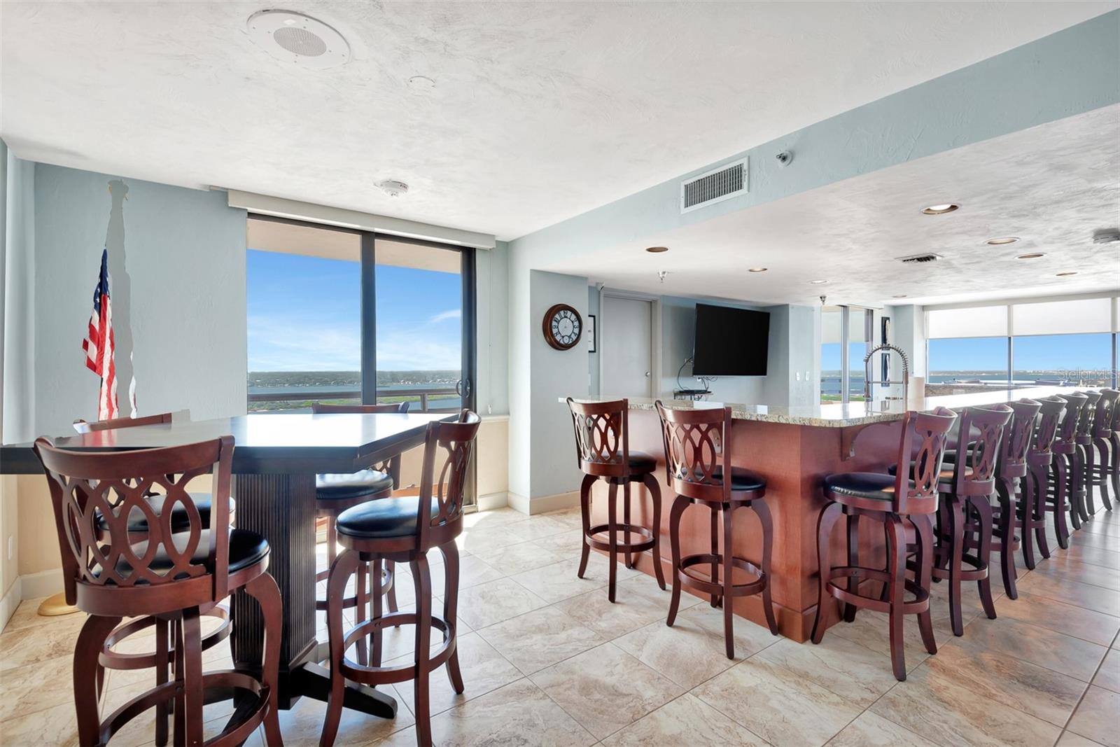 ASHLEY CONDO - Residential