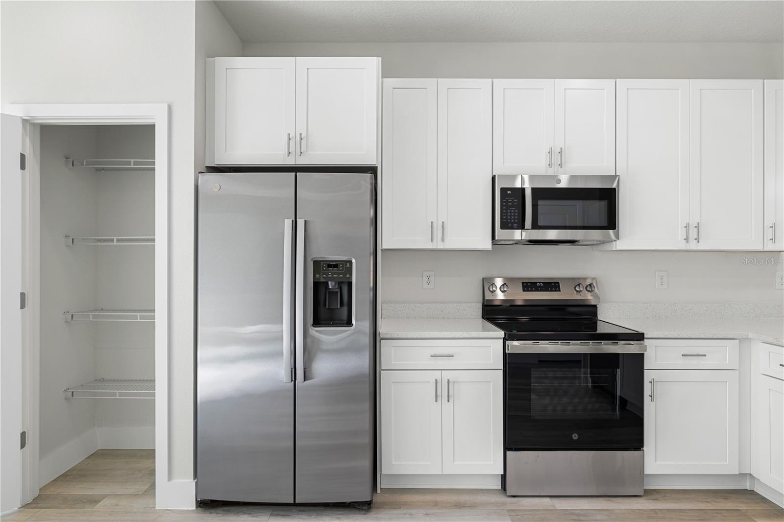 MARION OAKS UN 04 - Residential