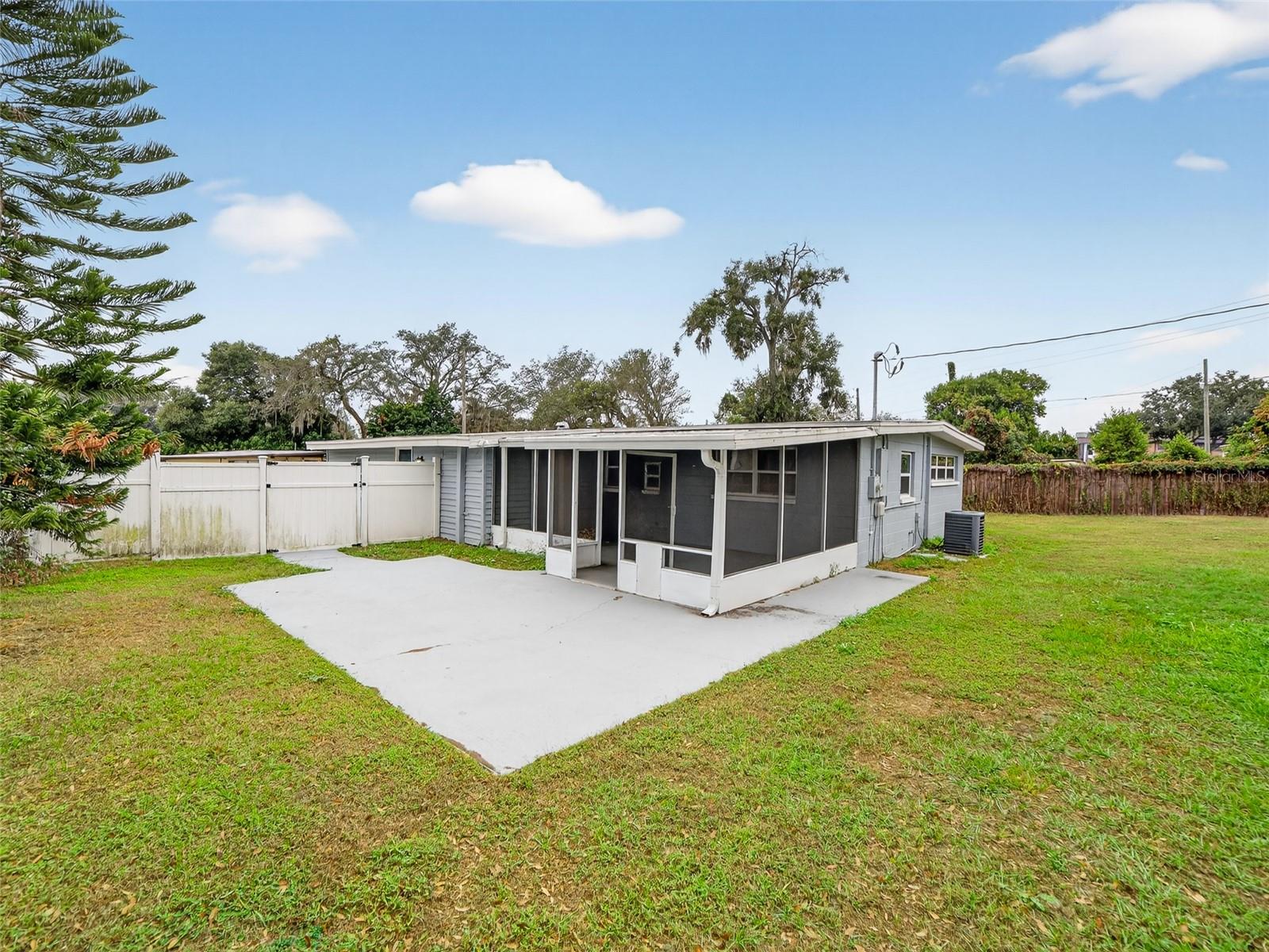 PLANTATION ESTATES - Residential