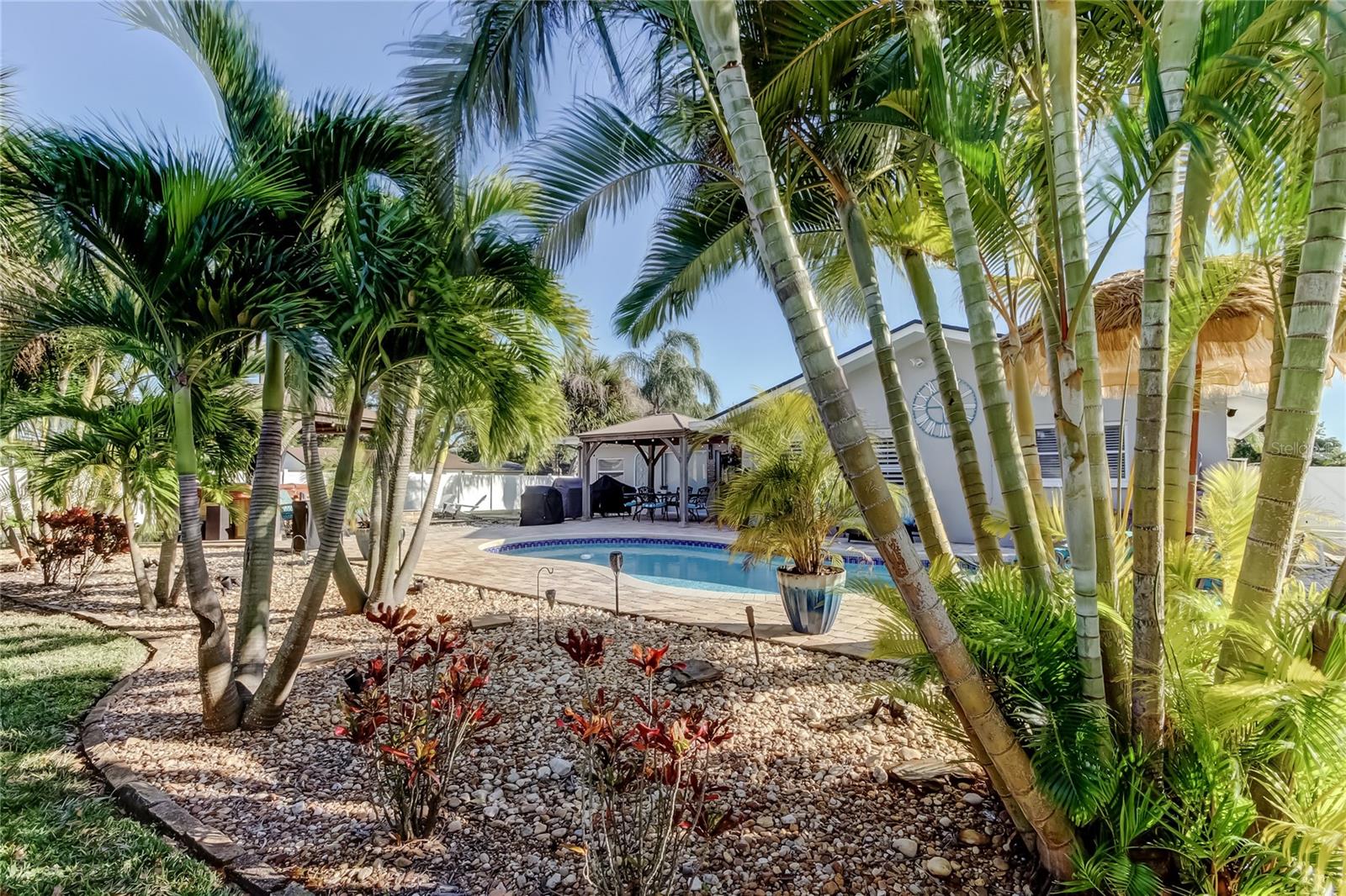 CLUBHOUSE ESTATES OF COUNTRYSIDE - Residential