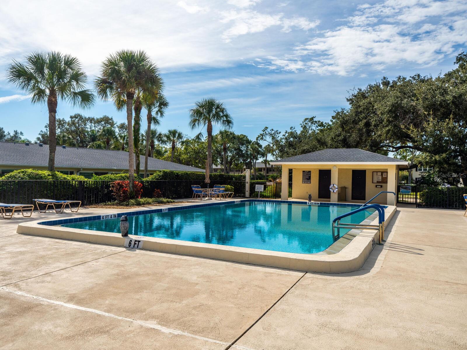 PALM-AIRE AT SARASOTA 9-B - Residential