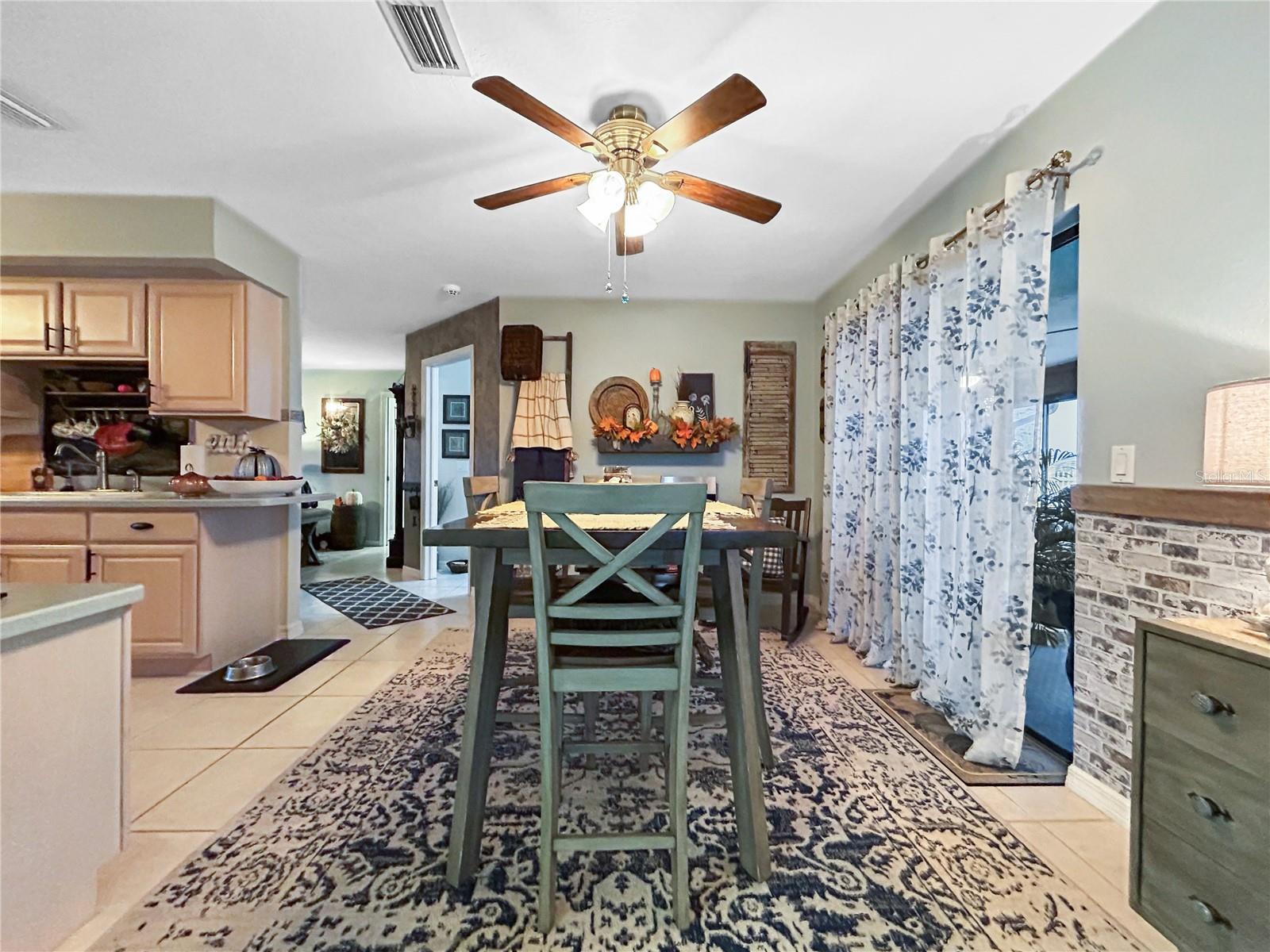 ROTONDA WEST BROADMOOR - Residential