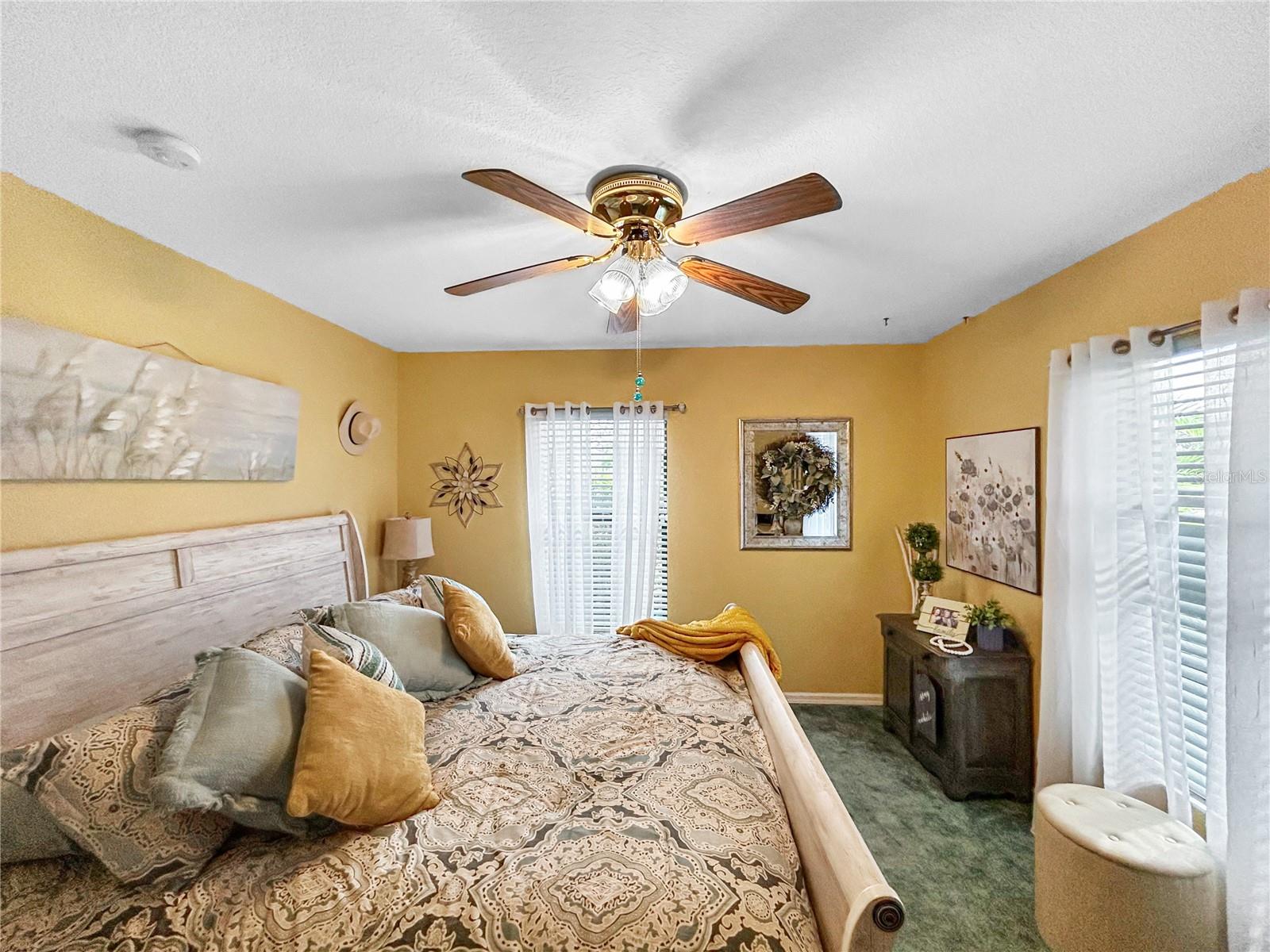ROTONDA WEST BROADMOOR - Residential