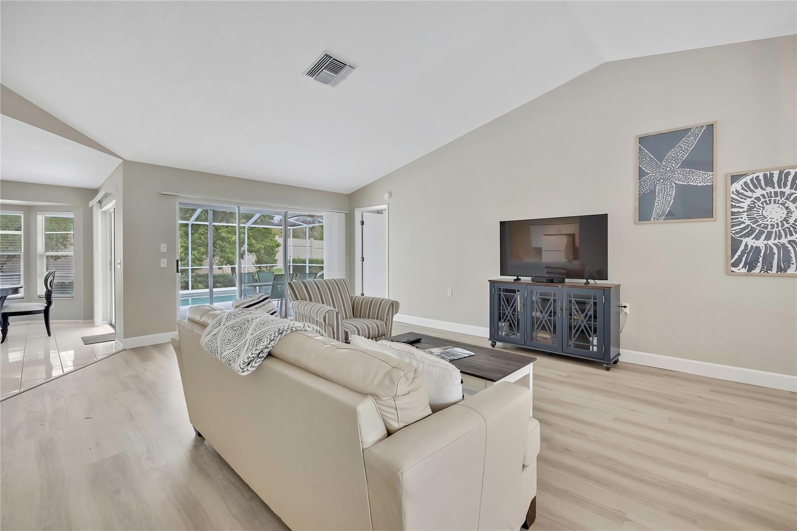 TIMBER PINES - Residential