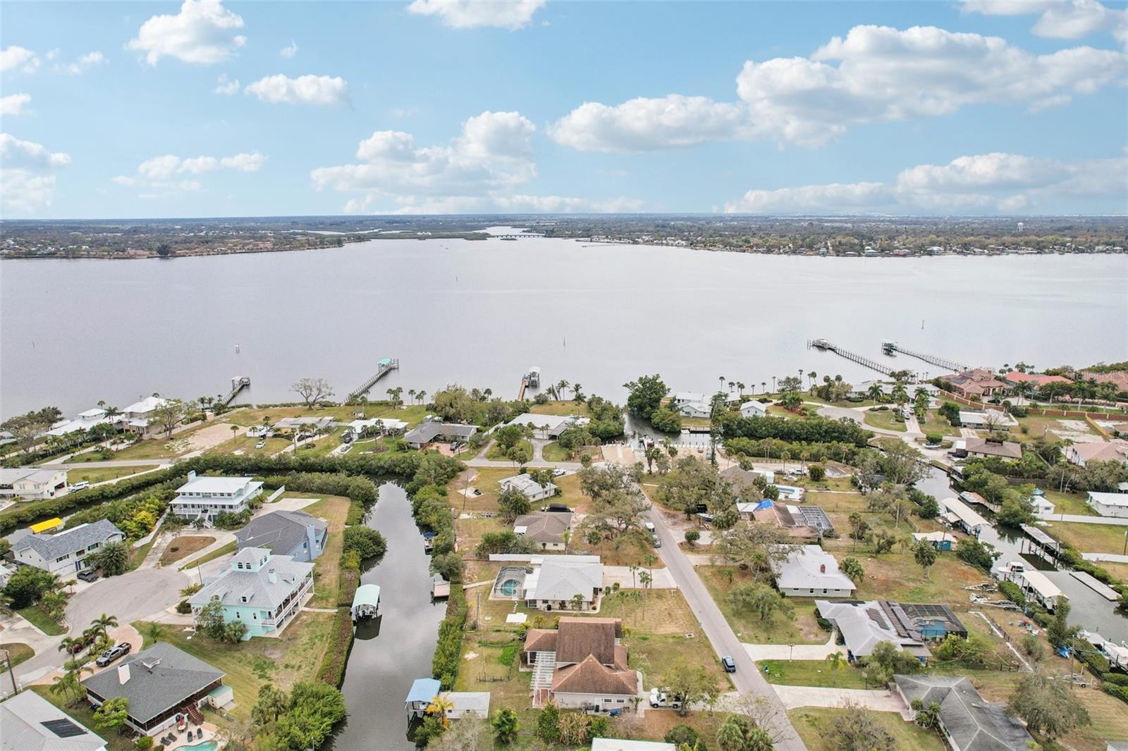 HIGHLAND SHORES SECOND UNIT - Residential