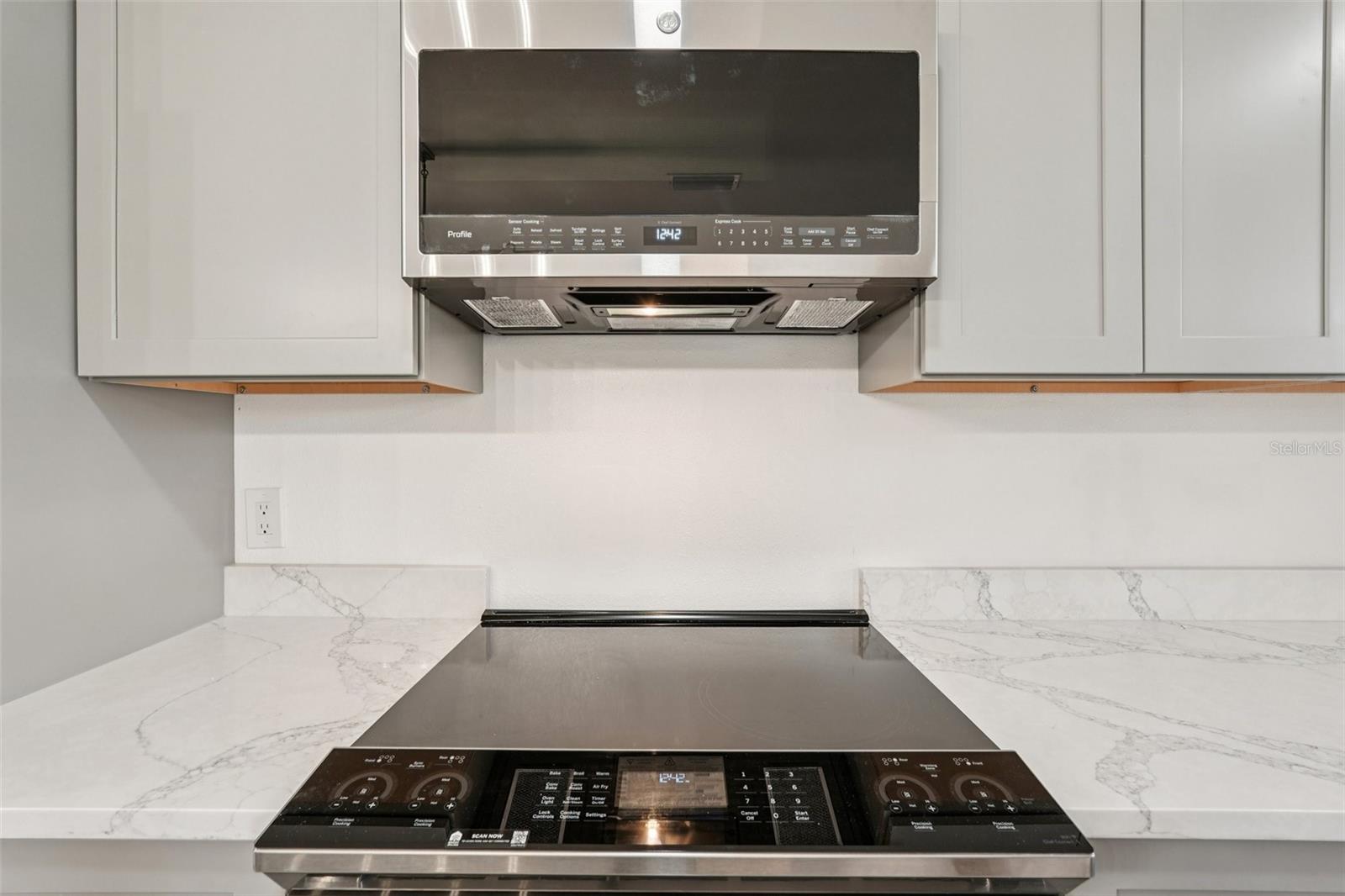 HIGHLAND SHORES SECOND UNIT - Residential