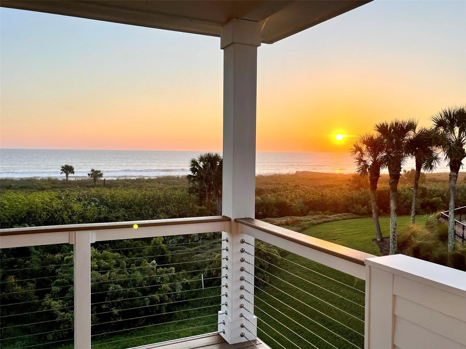 200 SURFVIEW LANE