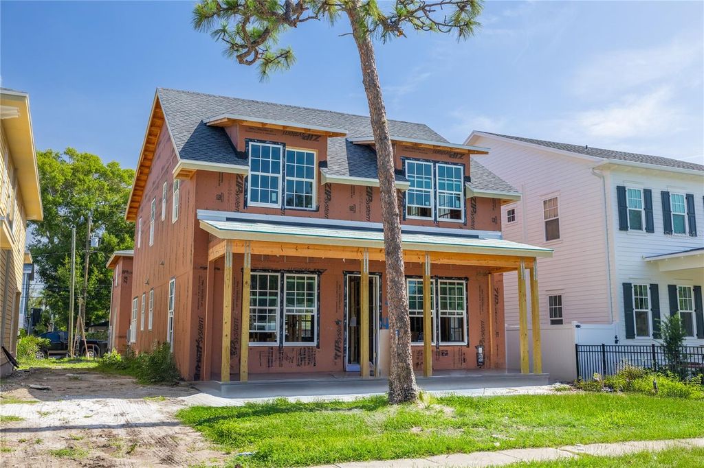 Photo of 475 47th Avenue N, St Petersburg, FL 33703 (MLS # TB8532286)