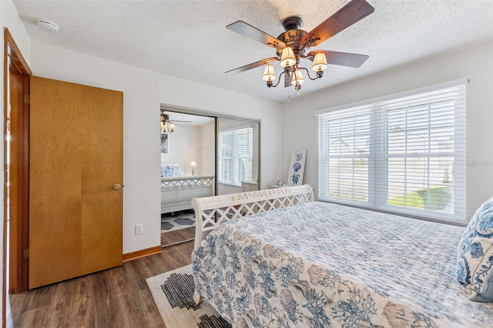 HOLLY SQUARE CONDO - Residential