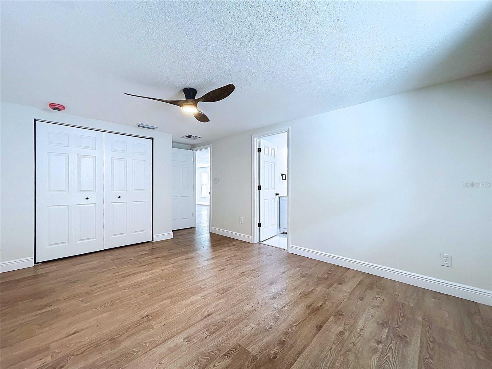 FLOR A MAR - Residential