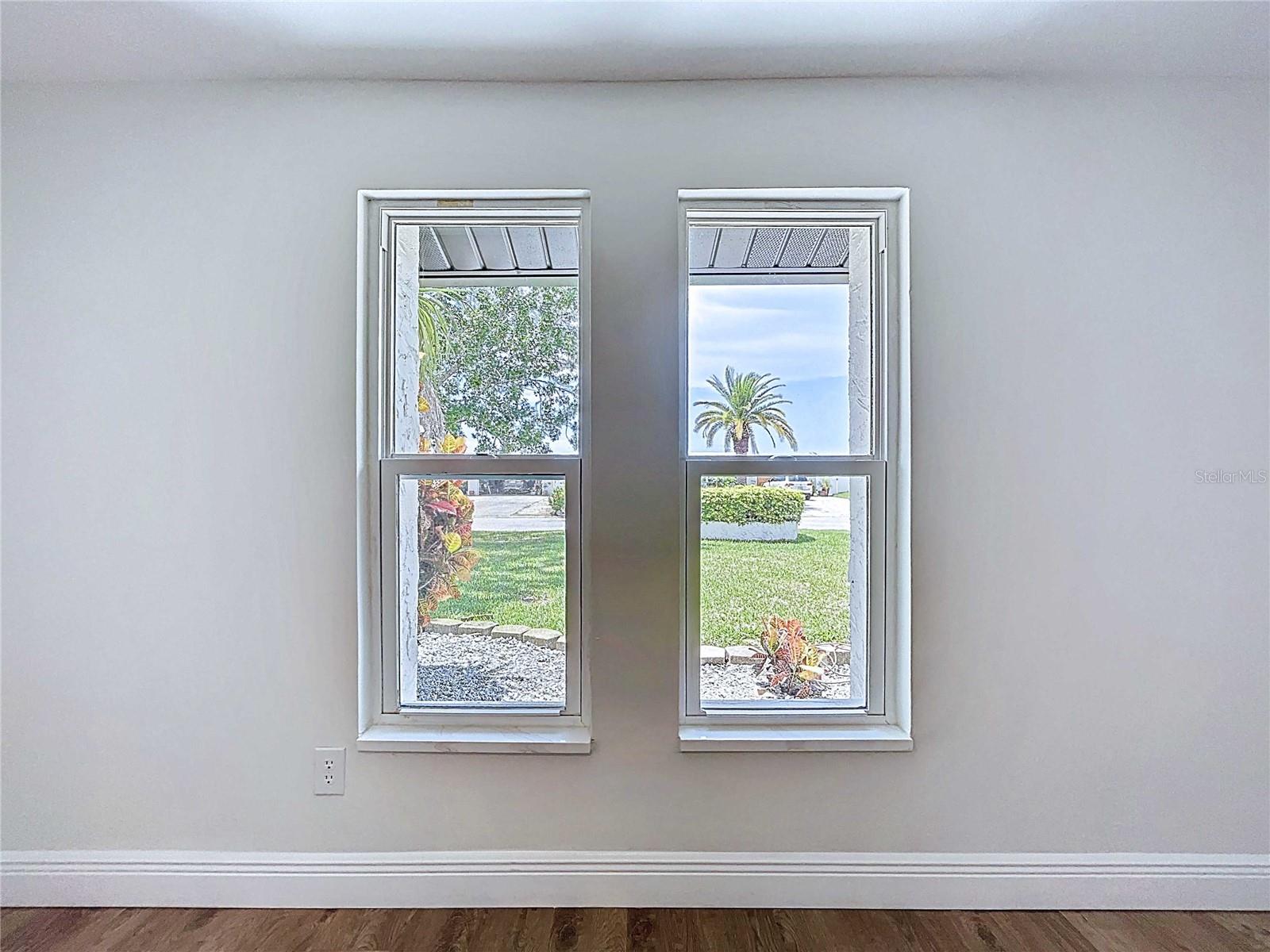 FLOR A MAR - Residential