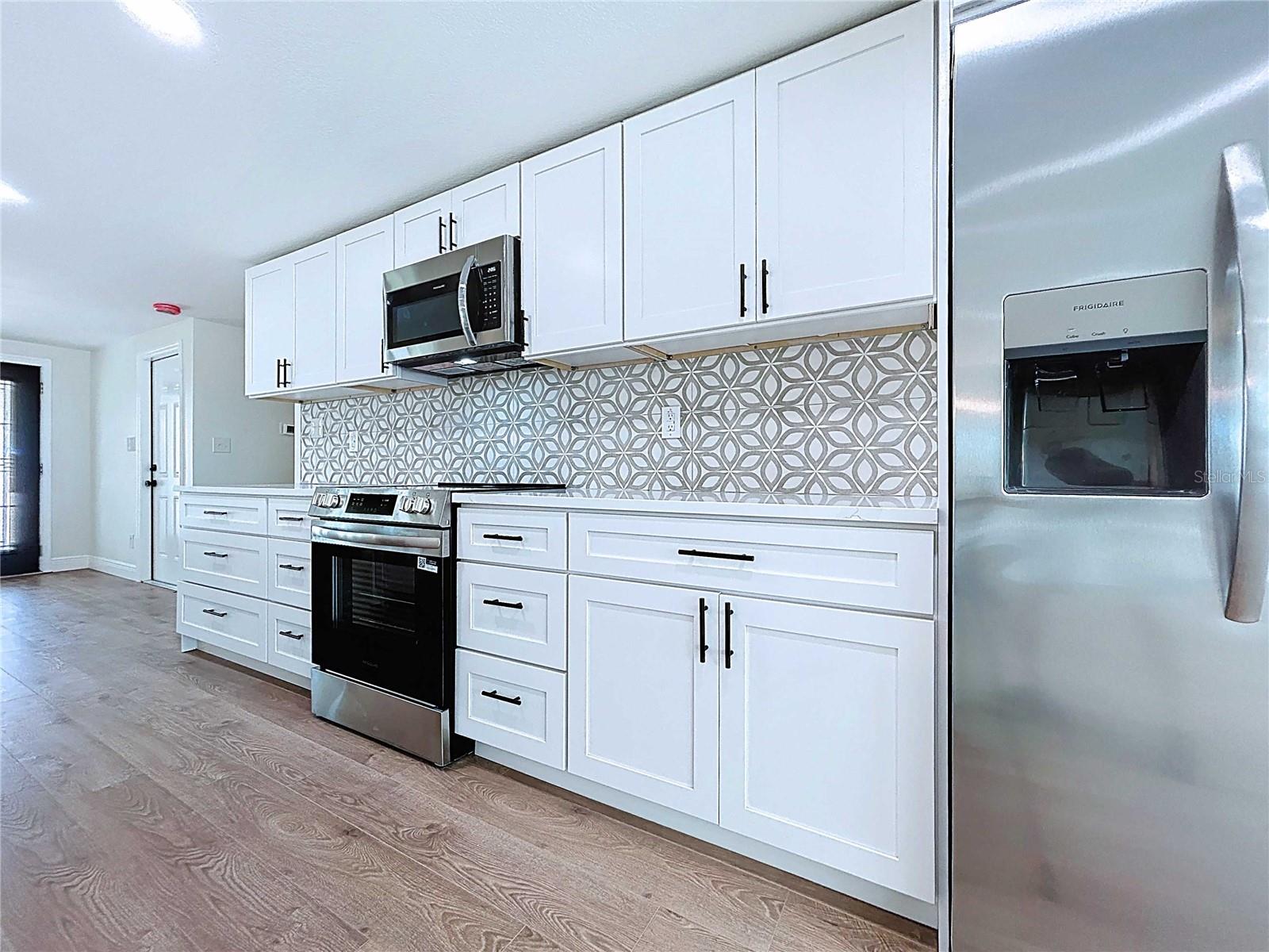 FLOR A MAR - Residential