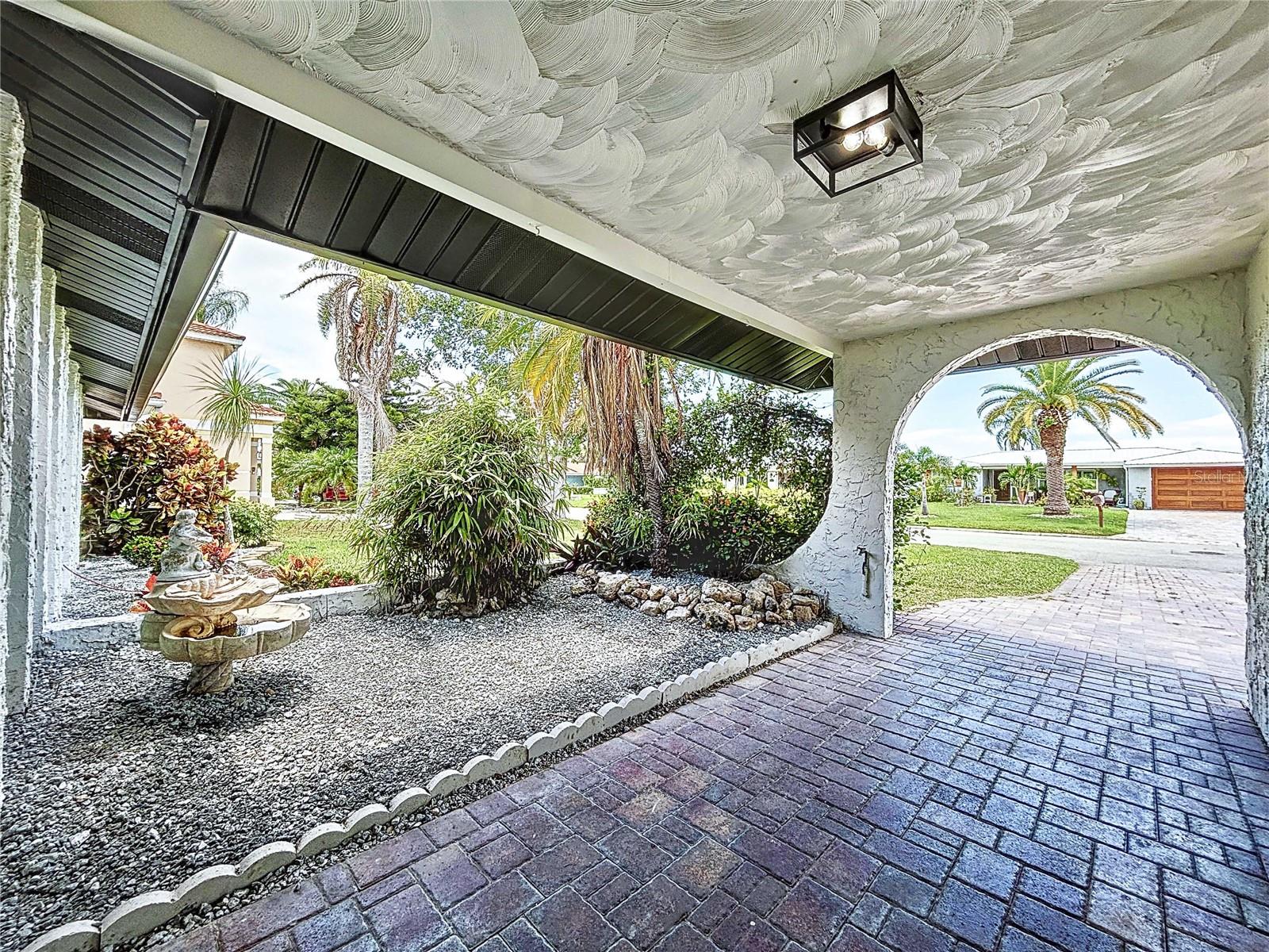 FLOR A MAR - Residential