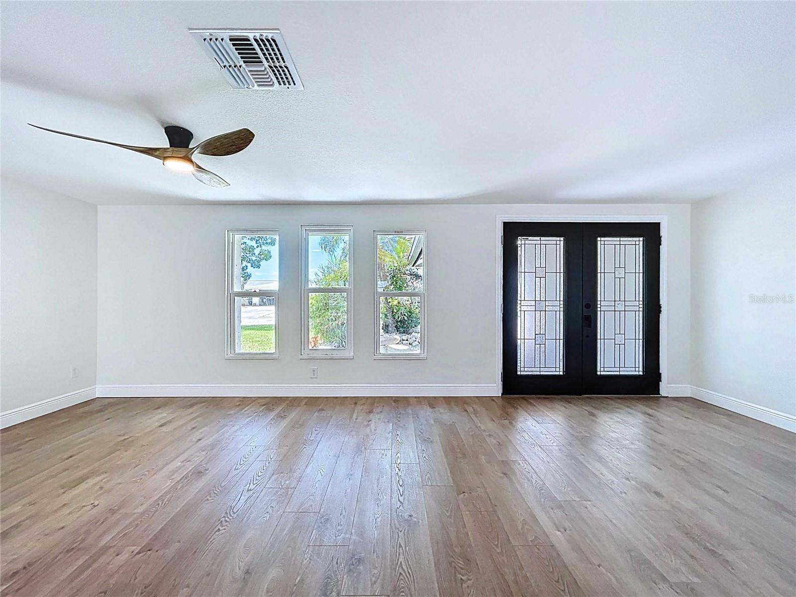 FLOR A MAR - Residential