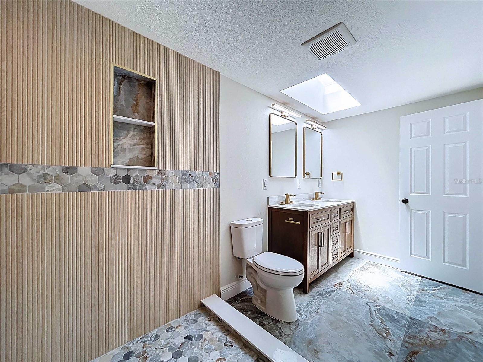 FLOR A MAR - Residential