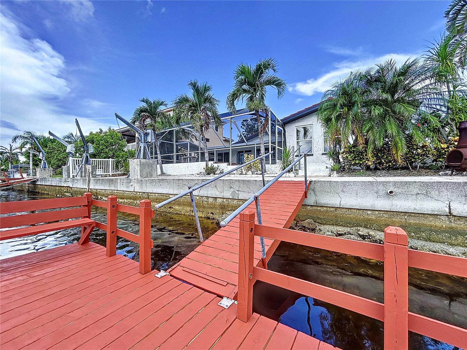 FLOR A MAR - Residential