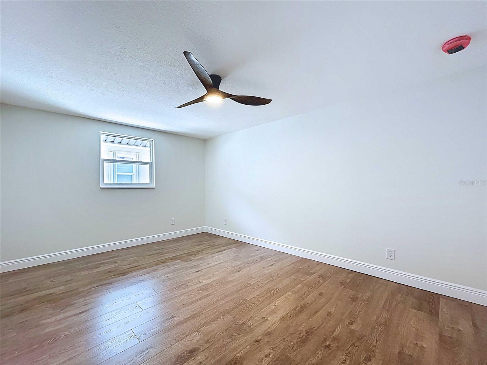 FLOR A MAR - Residential