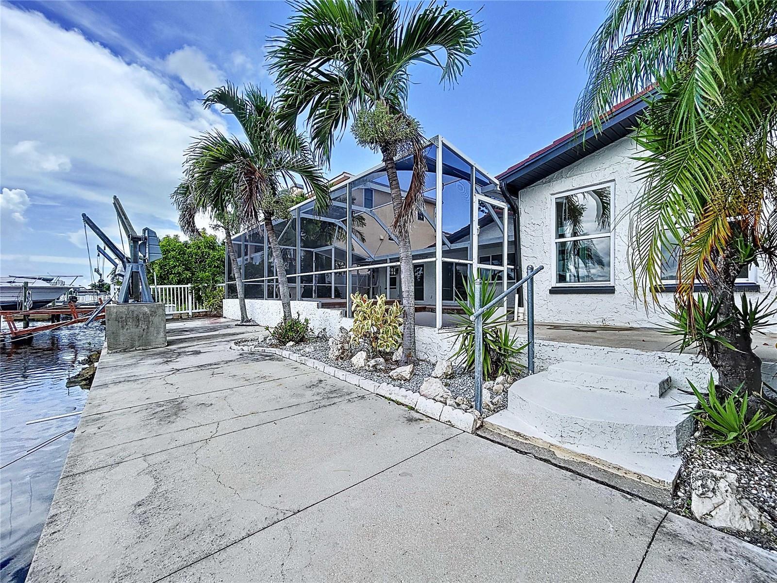 FLOR A MAR - Residential