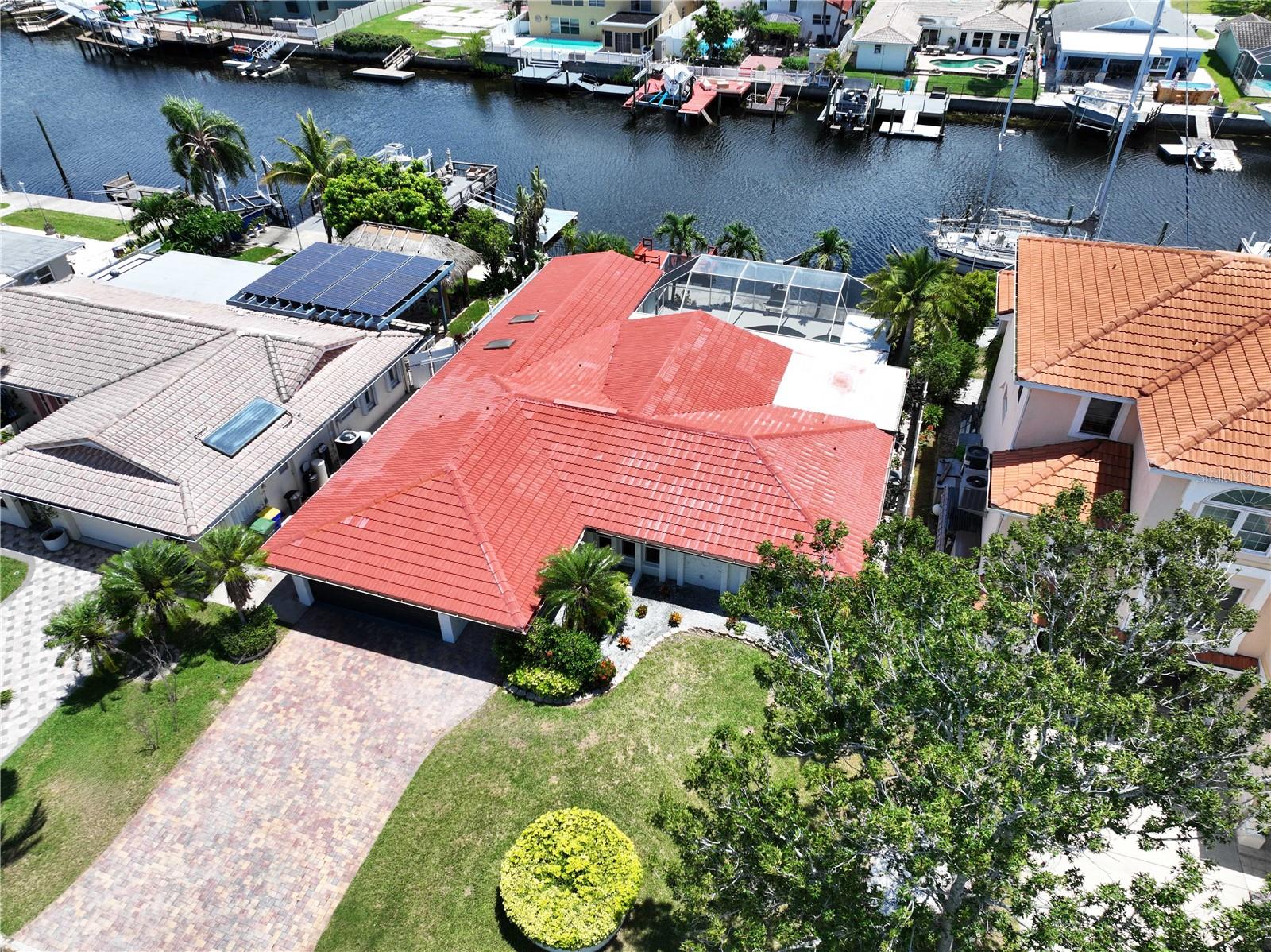 FLOR A MAR - Residential