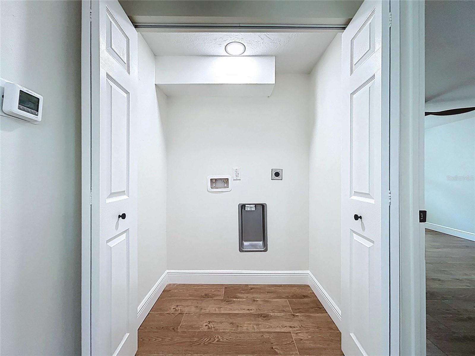 FLOR A MAR - Residential