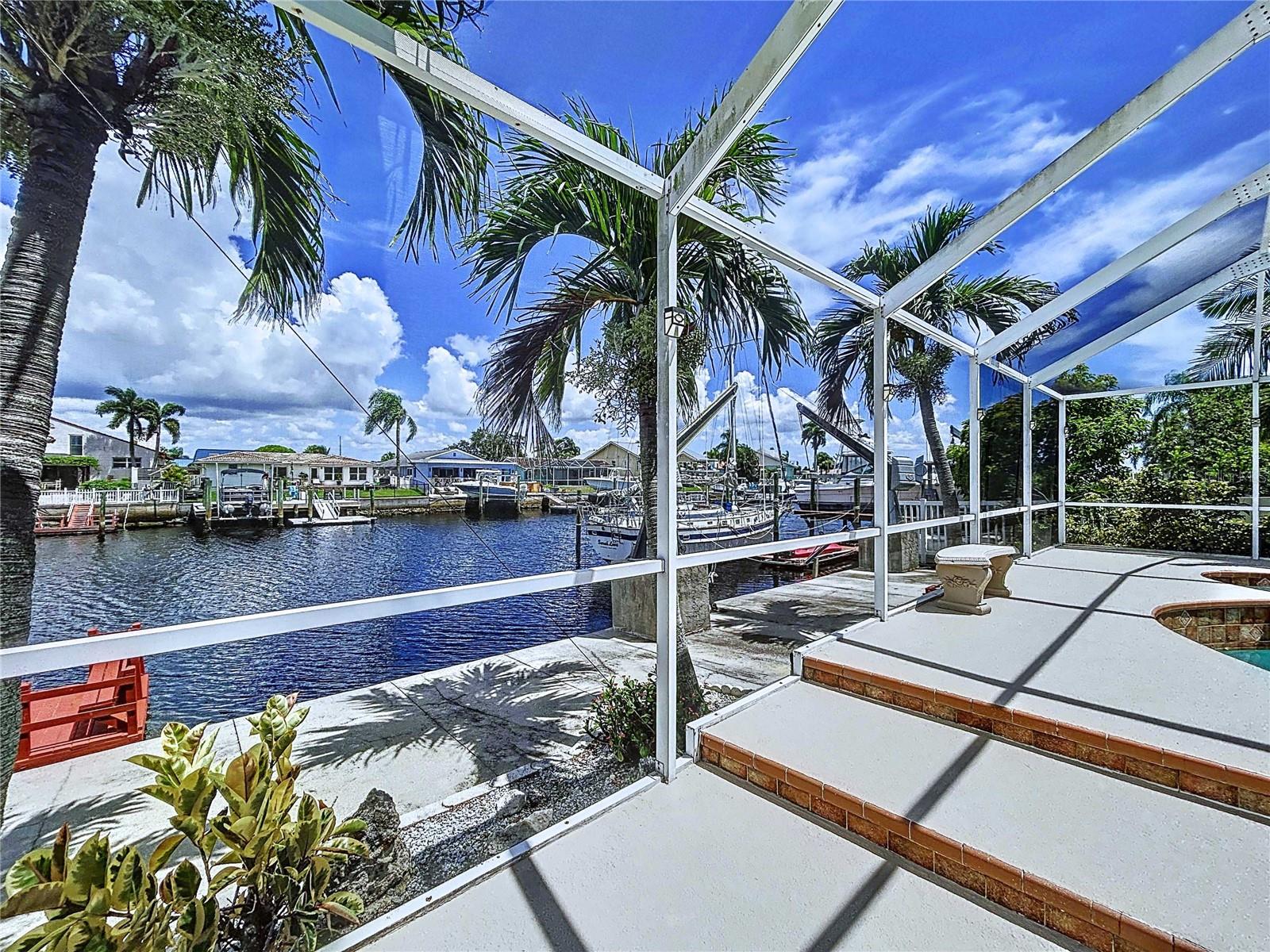 FLOR A MAR - Residential