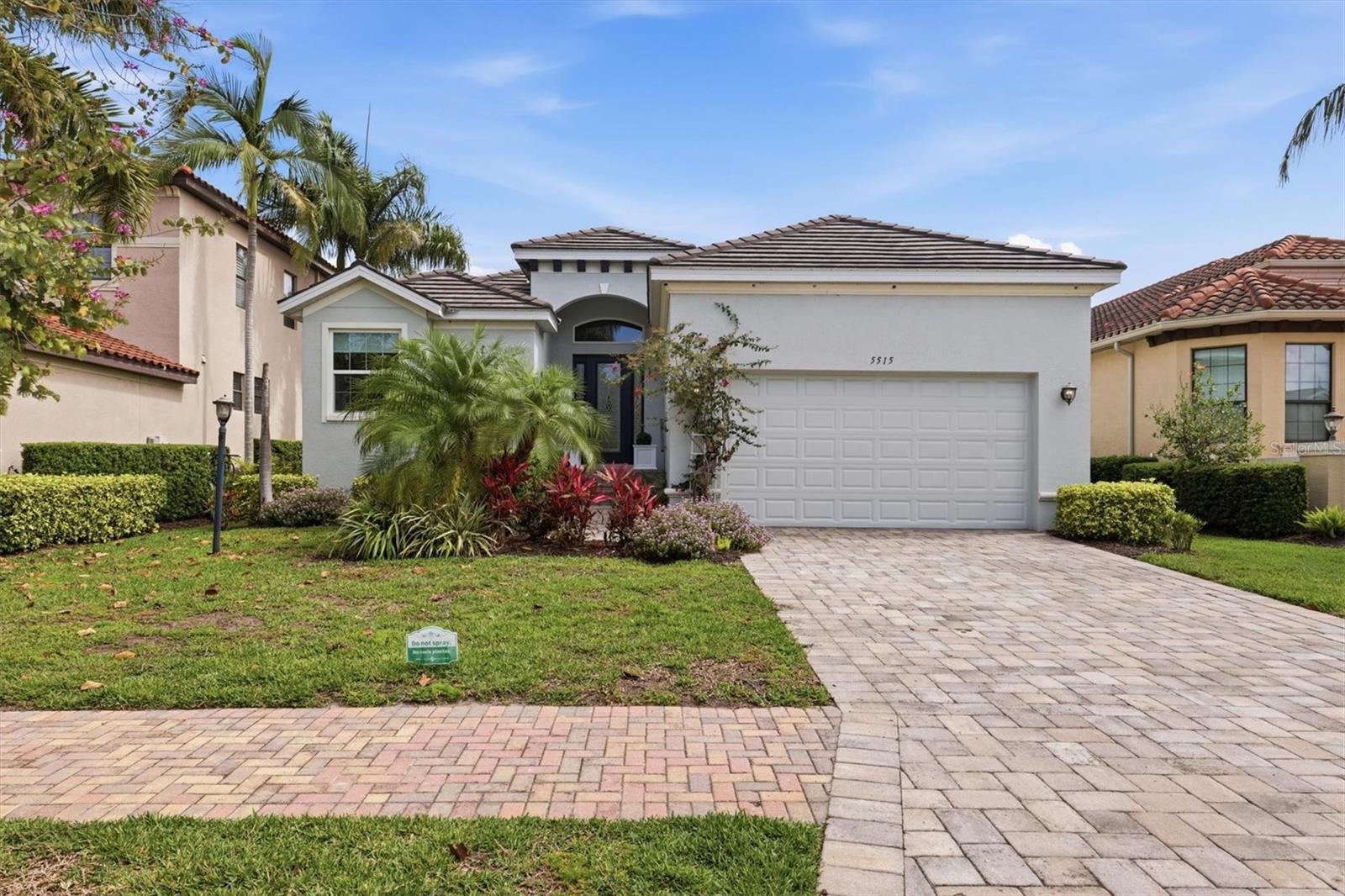 LEGENDS BAY - Residential