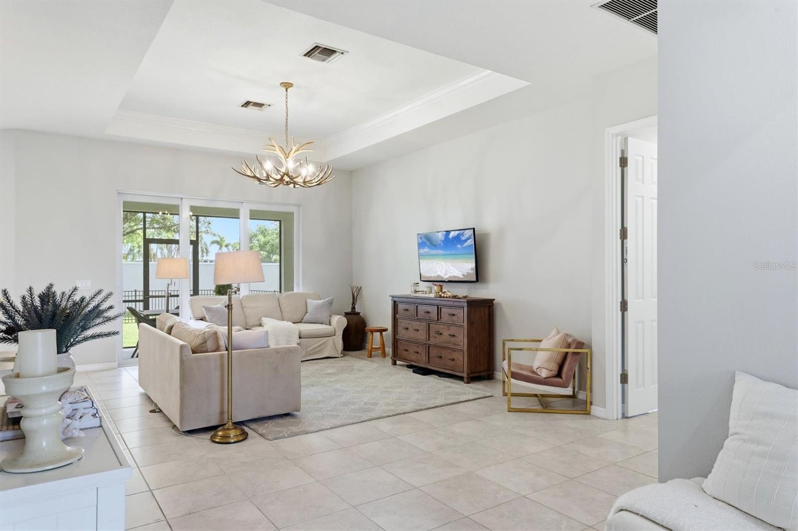 LEGENDS BAY - Residential