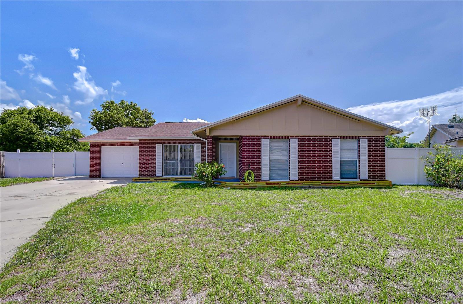 LOGAN GATE VILLAGE PH 3 UN 3 - Residential