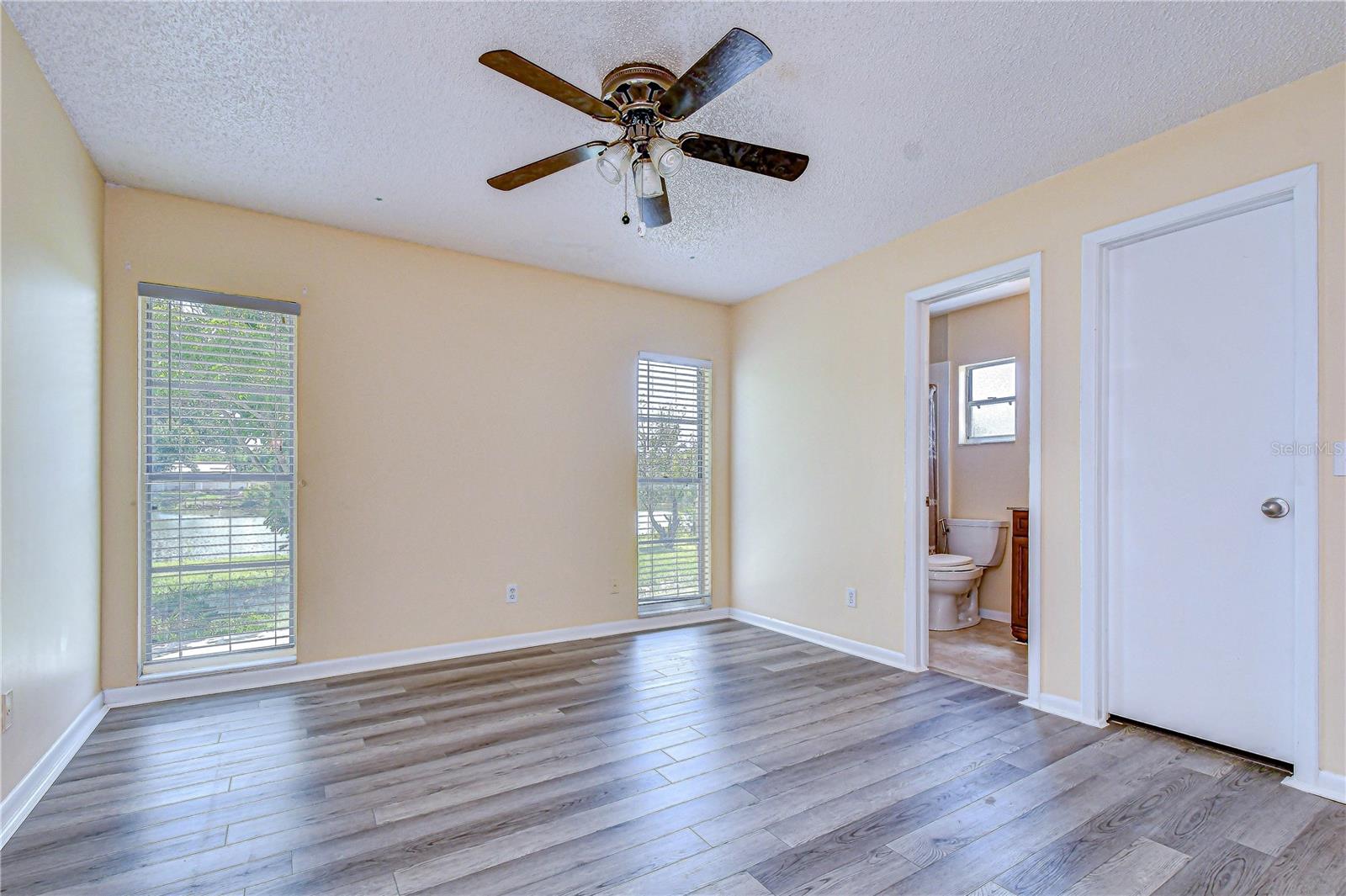 LOGAN GATE VILLAGE PH 3 UN 3 - Residential