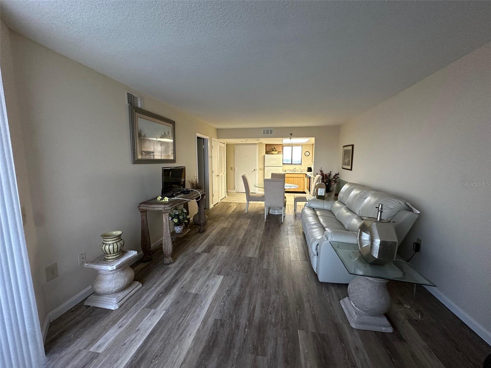 GULF ISLAND BEACH TENNIS - Residential