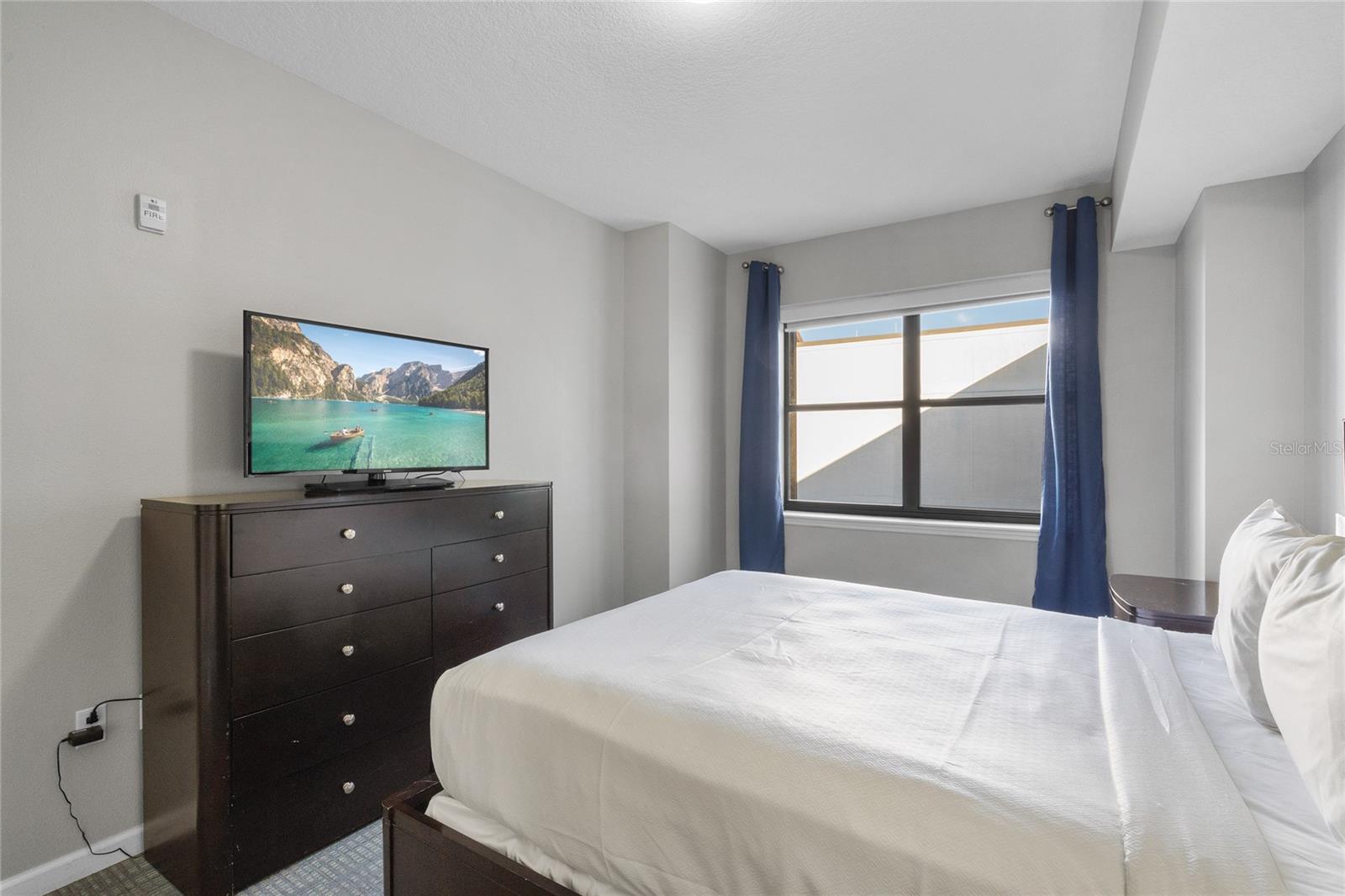 GROVE RESIDENCE & SPA HOTEL CONDO 1 - Residential