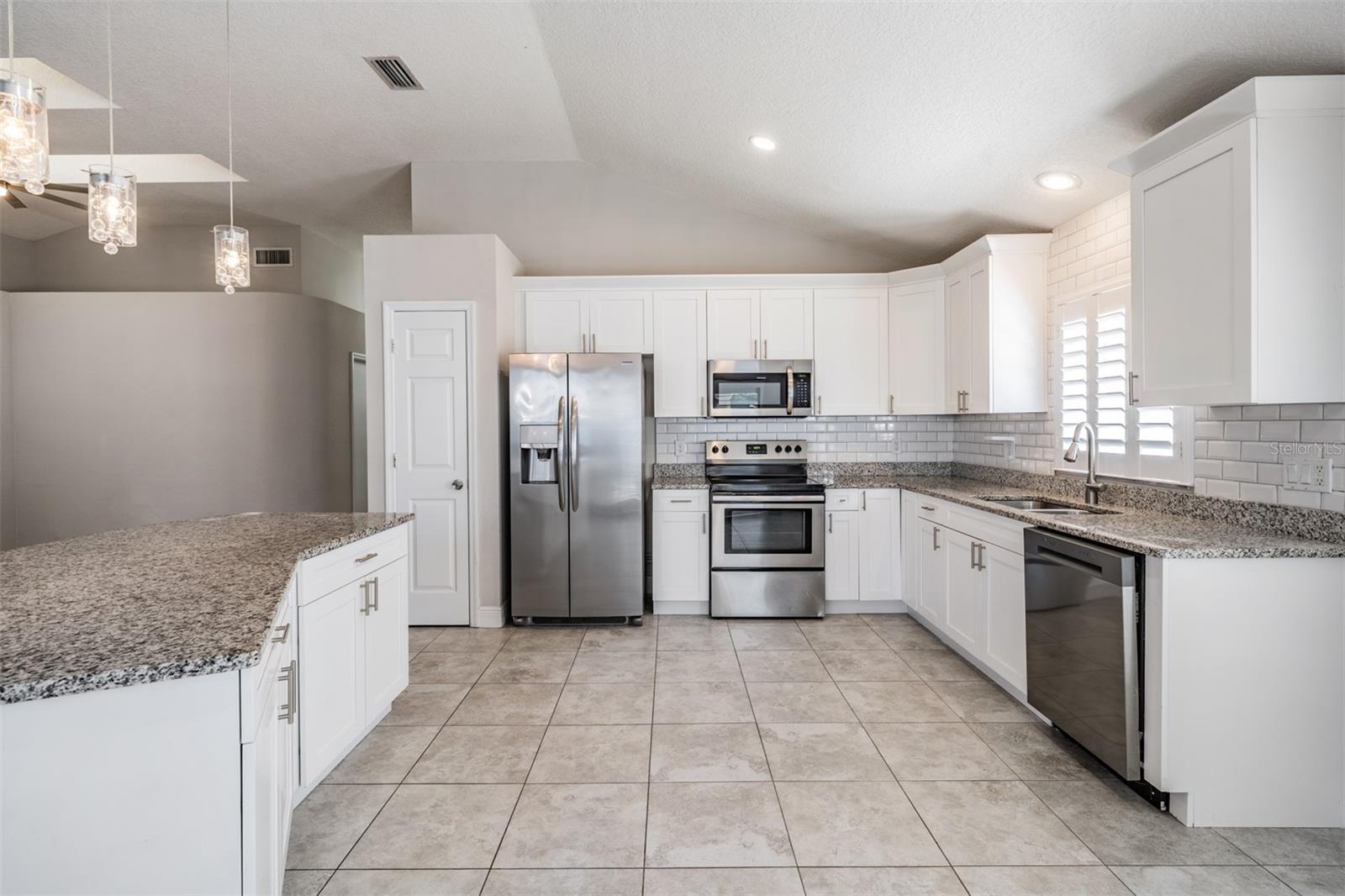 BLOOMINGDALE SEC R UNIT 3 - Residential