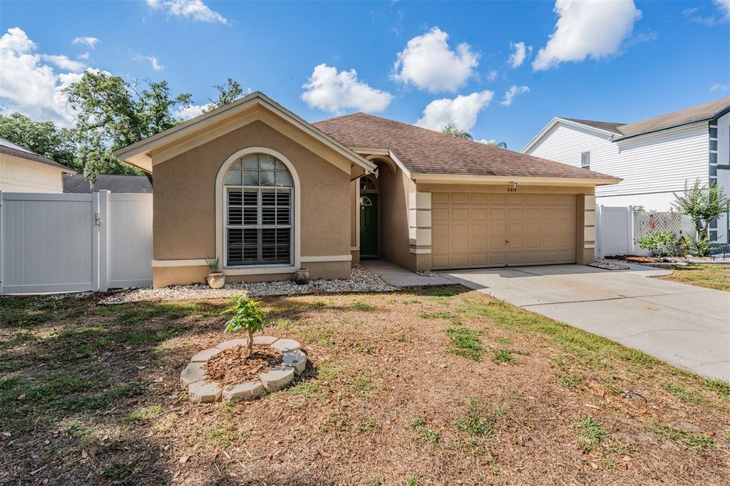 Photo of 2315 Lyncrest Court, Valrico, FL 33596 (MLS # TB8498711)
