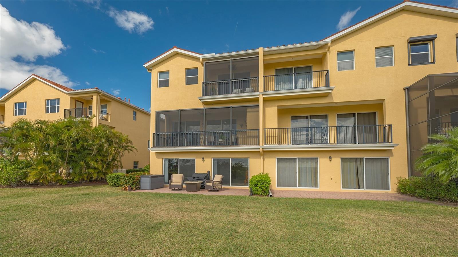 HAMMOCKS AT RIVIERA DUNES - Residential