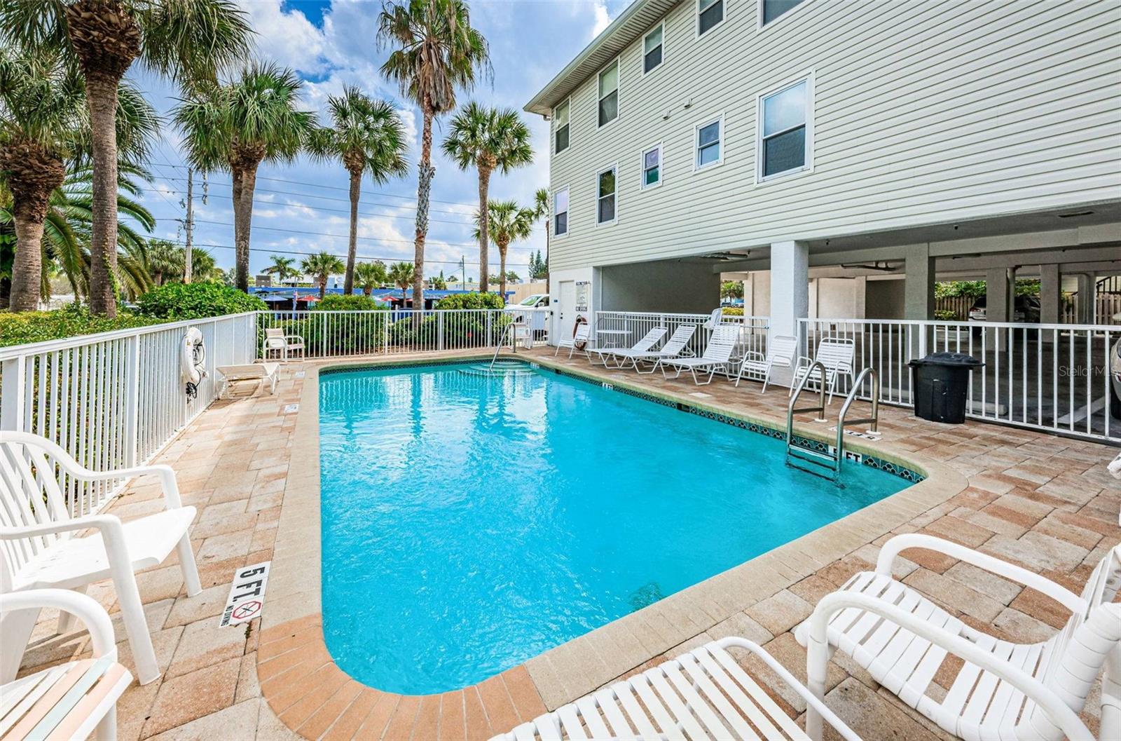 BEACHSIDE VILLAS OF INDIAN ROCKS BEACH - Residential