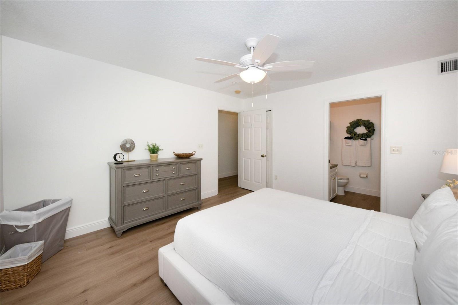 BEACHSIDE VILLAS OF INDIAN ROCKS BEACH - Residential