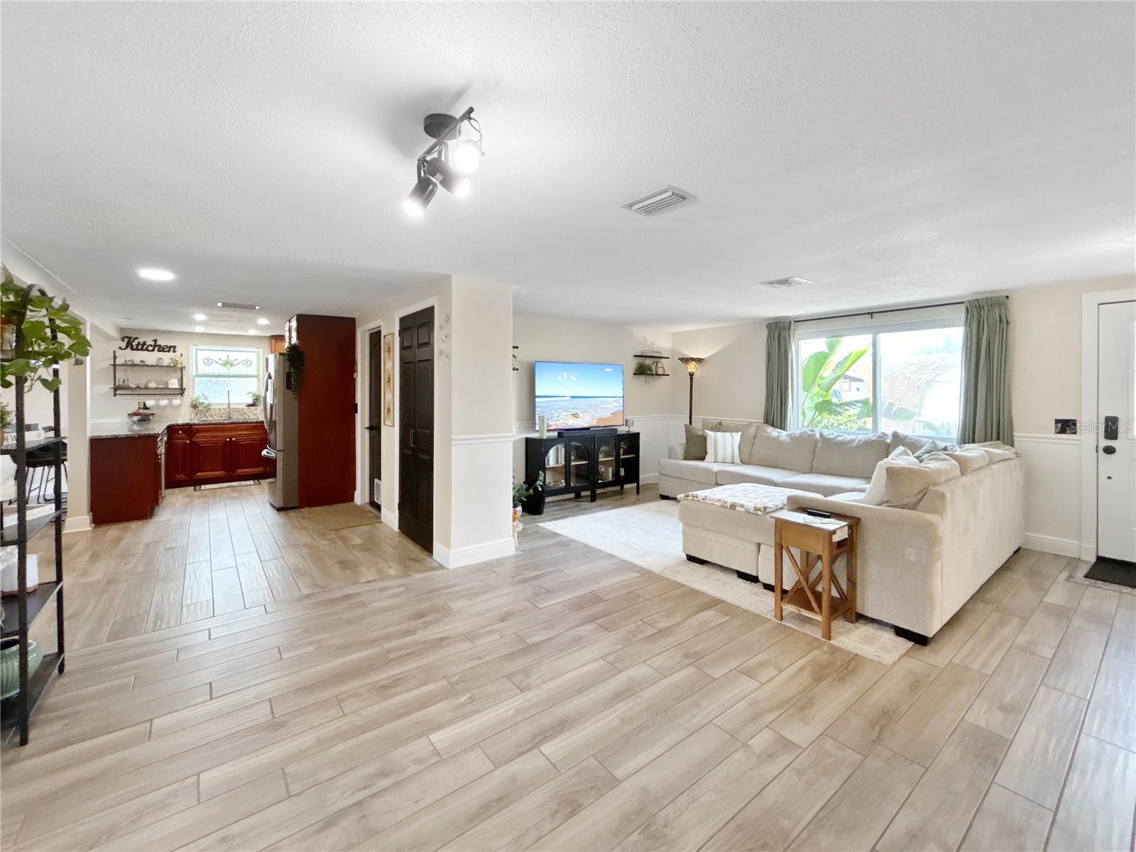 SAN CLEMENTE EAST - Residential
