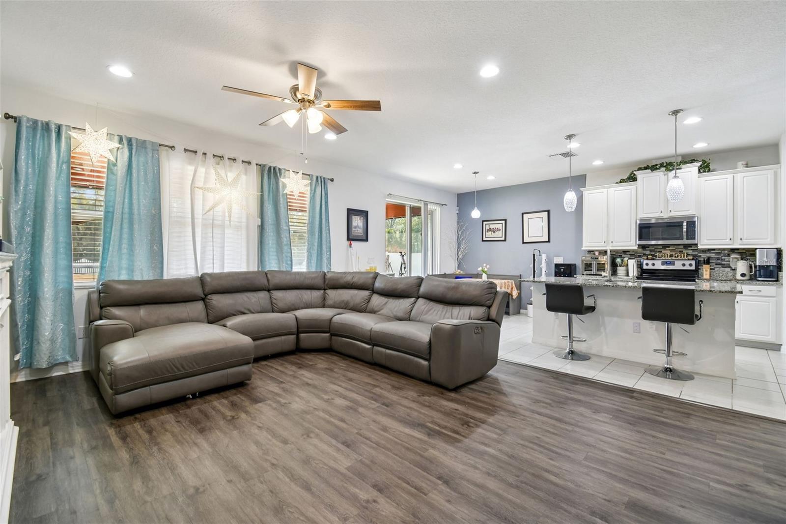 CARRIAGE POINTE SOUTH PH 2D2 - Residential