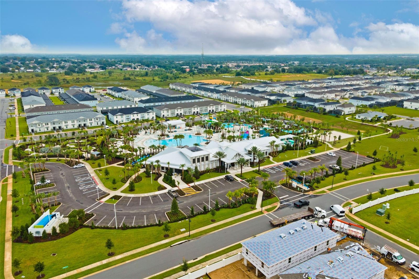 WINDSOR CAY - Residential