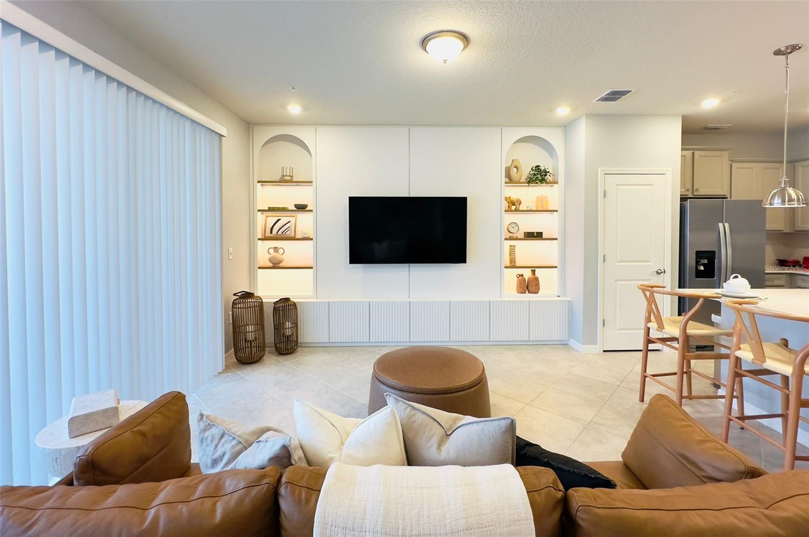 WINDSOR CAY - Residential