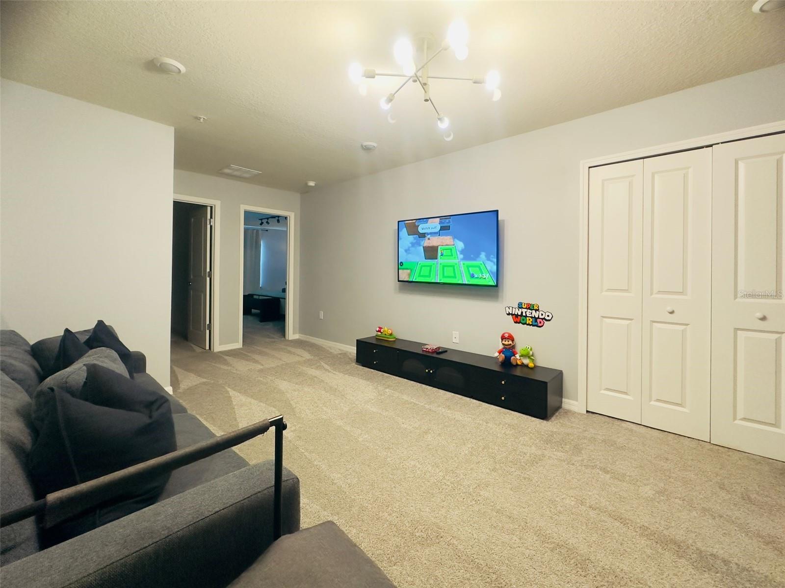 WINDSOR CAY - Residential
