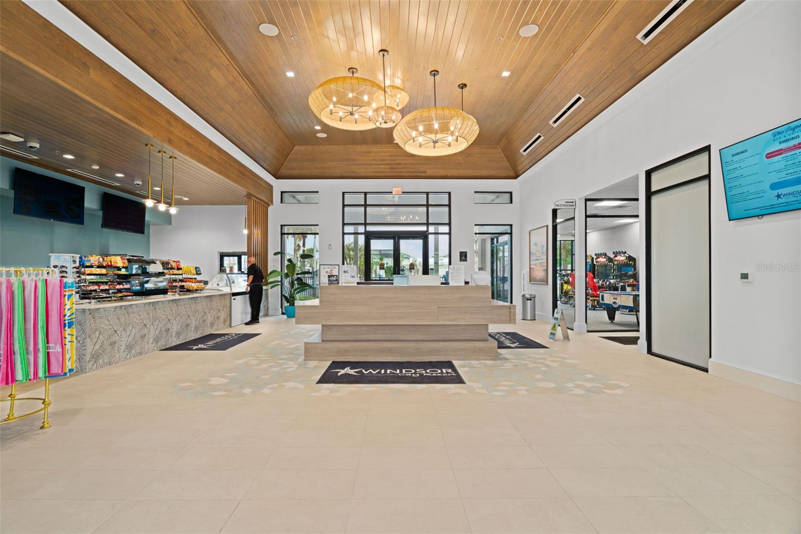 WINDSOR CAY - Residential
