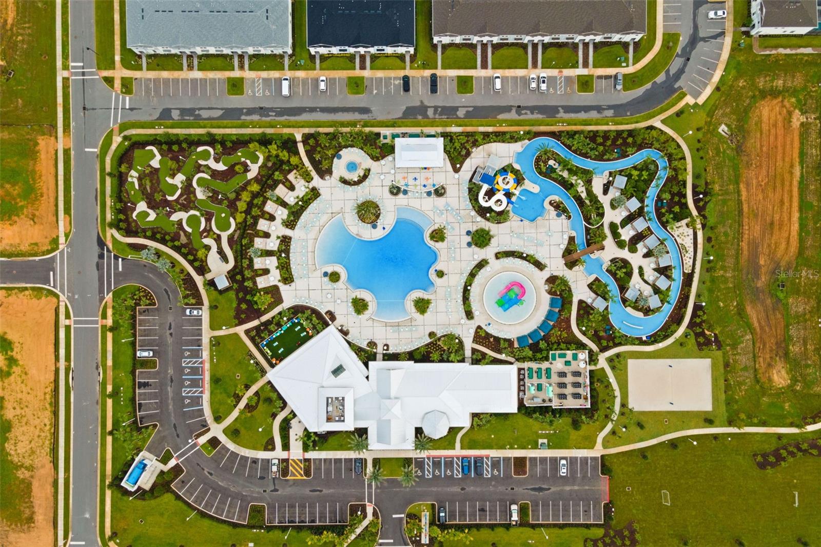 WINDSOR CAY - Residential