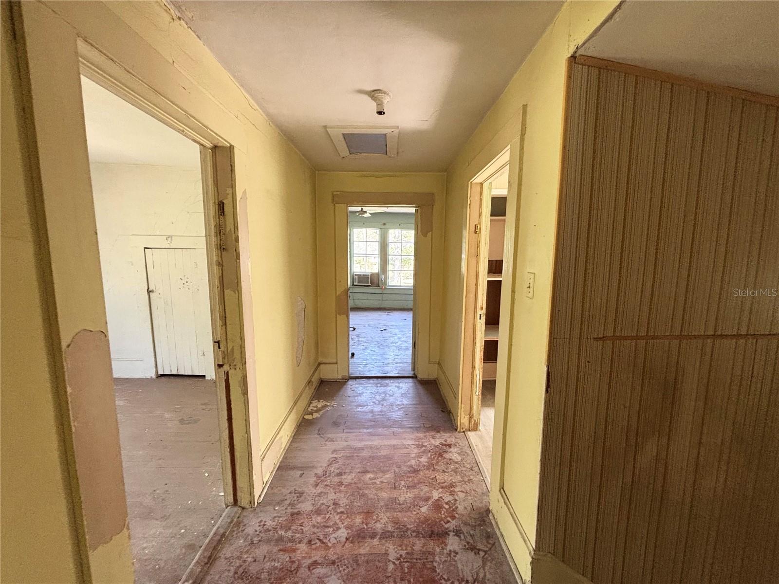 HOME TERRACE - Residential