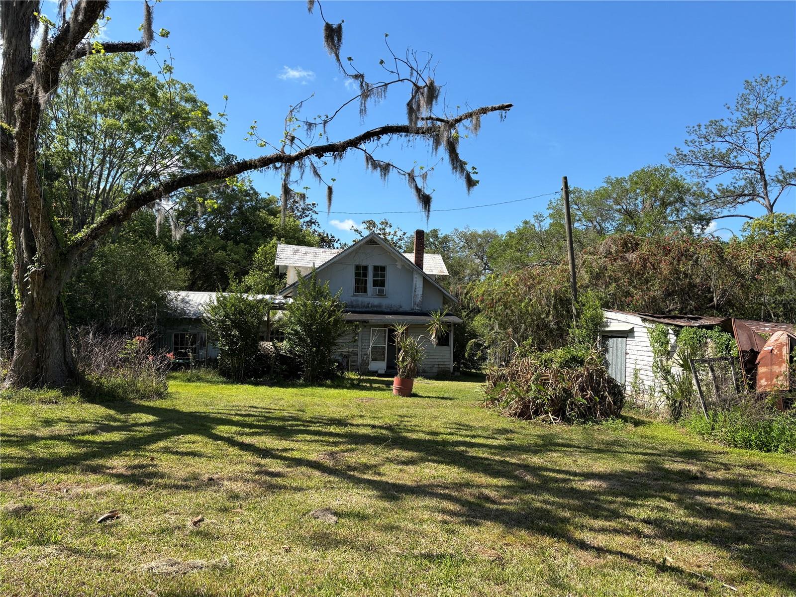 HOME TERRACE - Residential